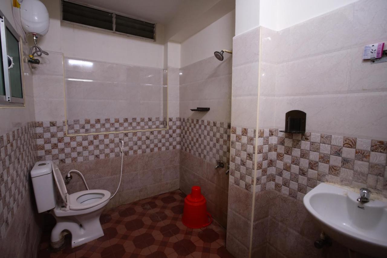 Ganesh Guest House Madras Buitenkant foto