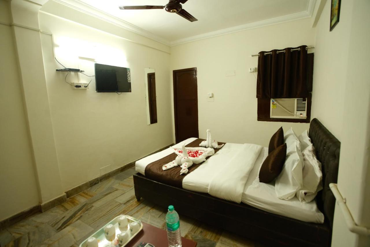 Ganesh Guest House Madras Buitenkant foto
