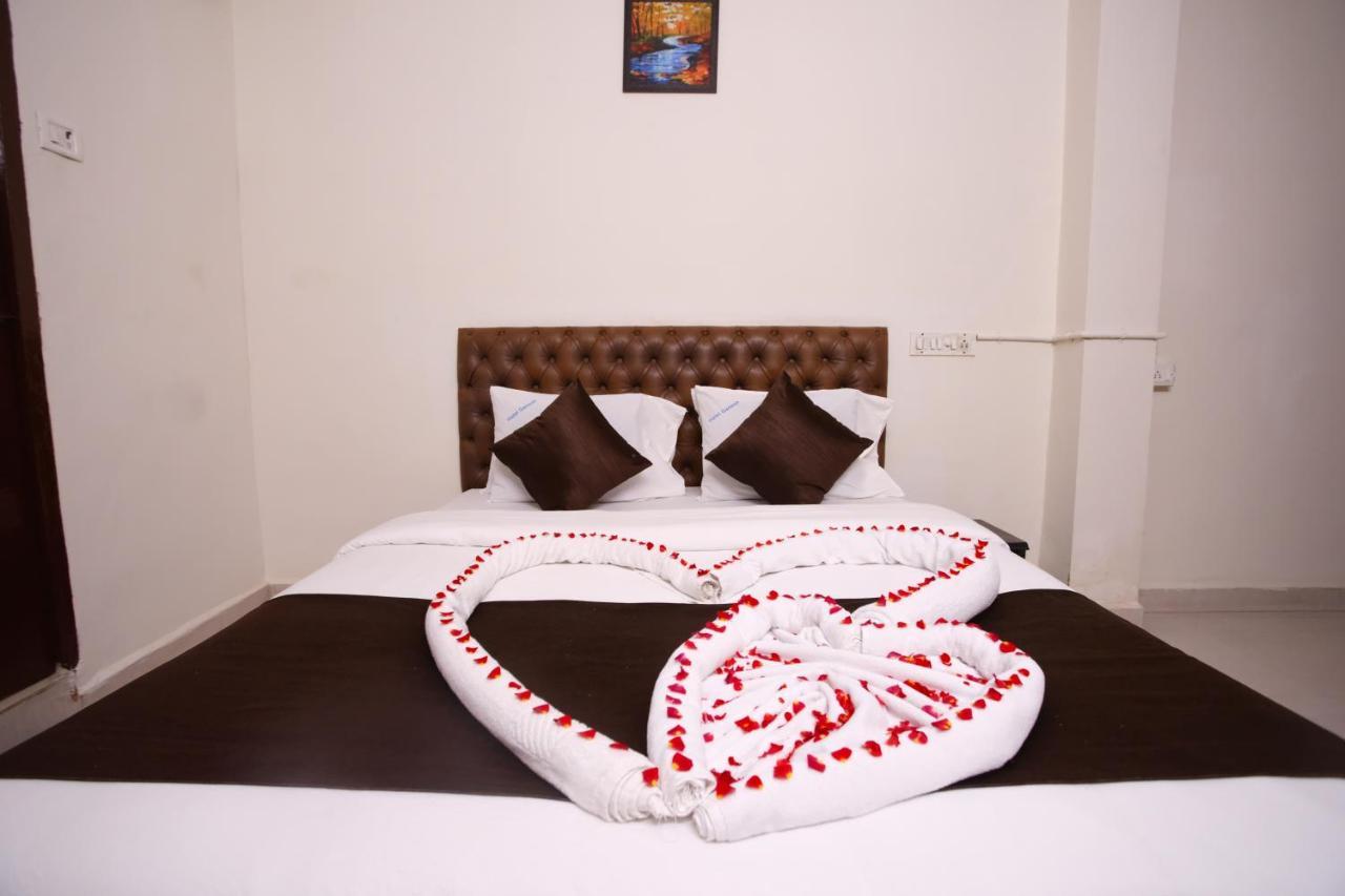 Ganesh Guest House Madras Buitenkant foto
